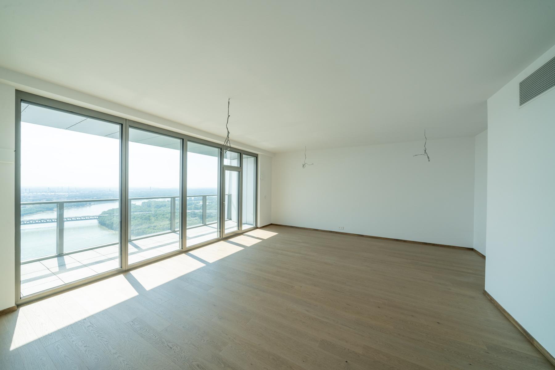 Eurovea Tower 44-02_3